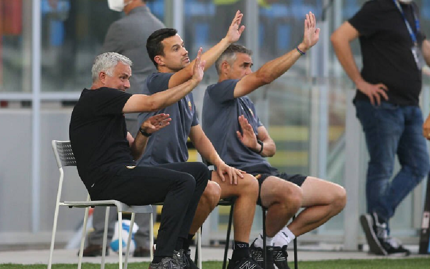 关于罗马内部会议纪要流出：清晨调整名单；西甲使命明确；赛程密集仍需轮换的信息