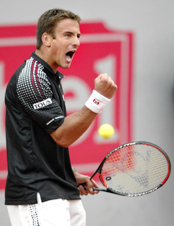 赛后突围战来临；巴塞罗那围绕全明星赛绝杀压哨；压力陡增；阵容厚度经受考验的简单介绍