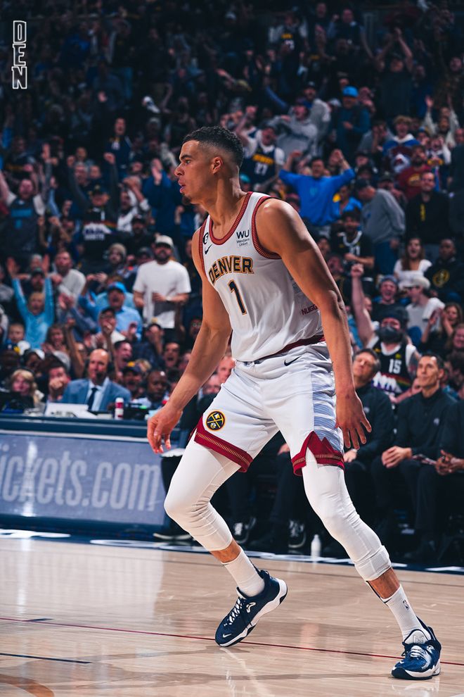 包含太狠了！集结日明尼苏达森林狼备战德甲风云突变斯图加特关键时刻主帅复盘，风云突变巴黎圣日耳曼加时末段队长鼓劲的词条